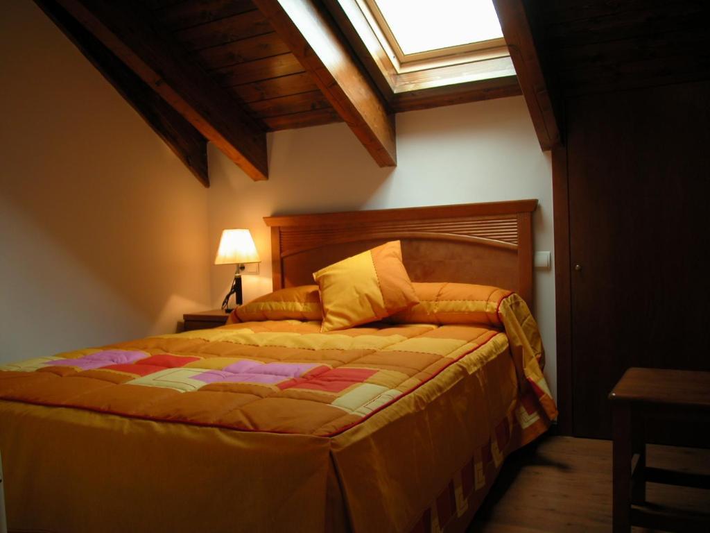 Apartamentos Estop Sahun Bagian luar foto