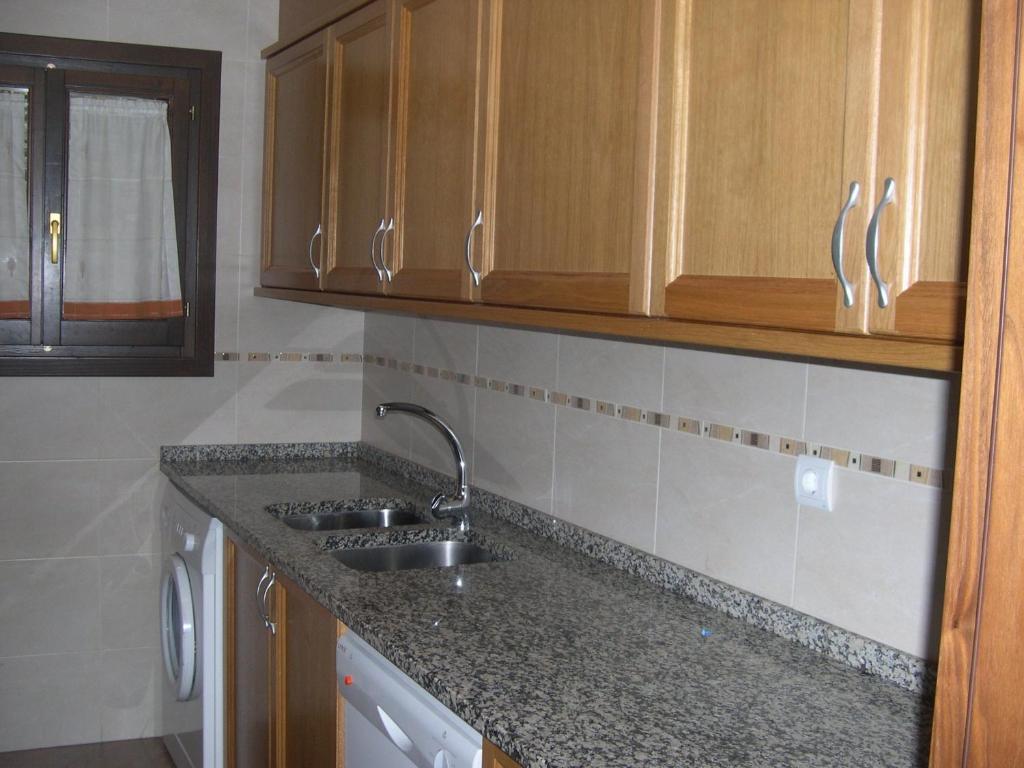 Apartamentos Estop Sahun Bagian luar foto
